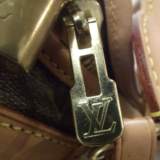 Louis Vuitton Monogram Sac Chien 40 Pet Carrier 11 of 16