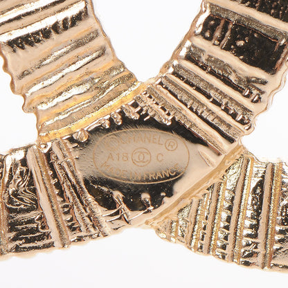Chanel CC Owl Brooch Gold Black 4 of 5