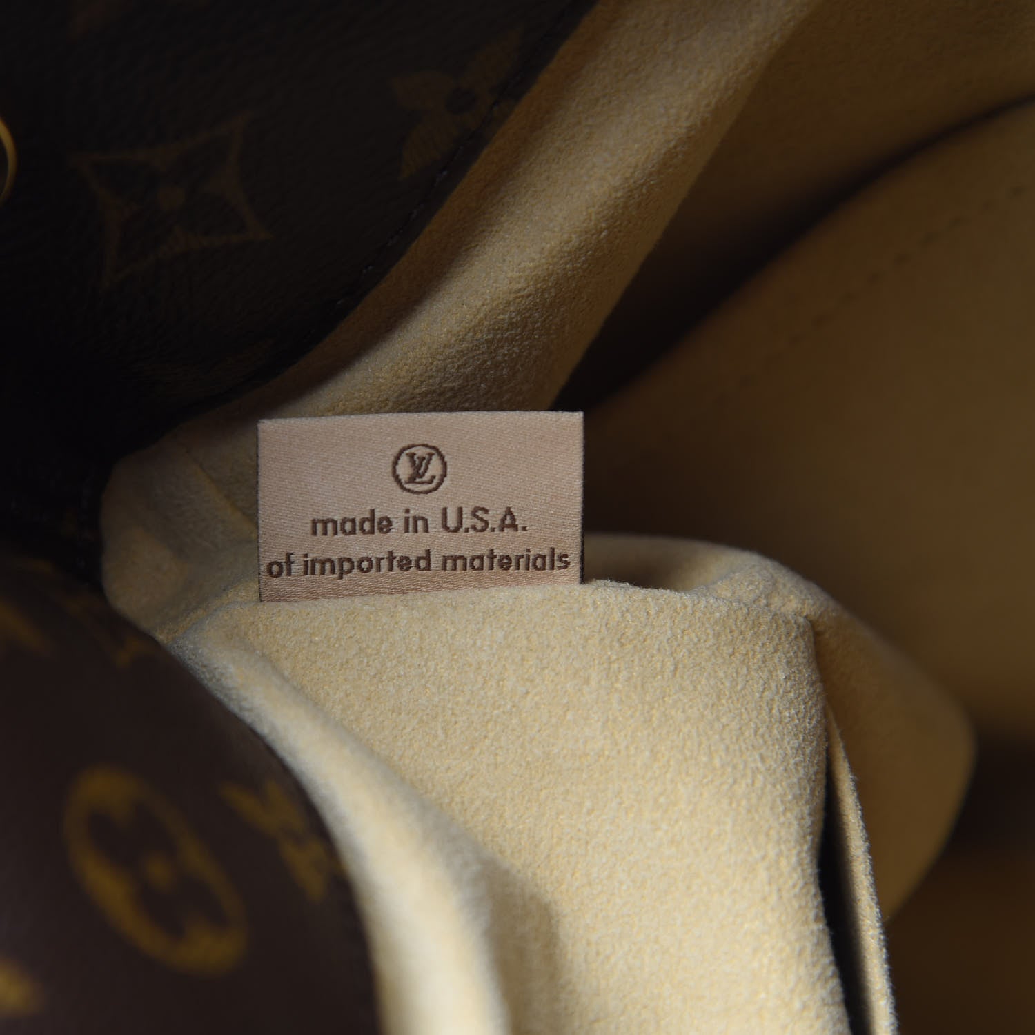 Louis Vuitton Monogram Artsy MM 7 of 15