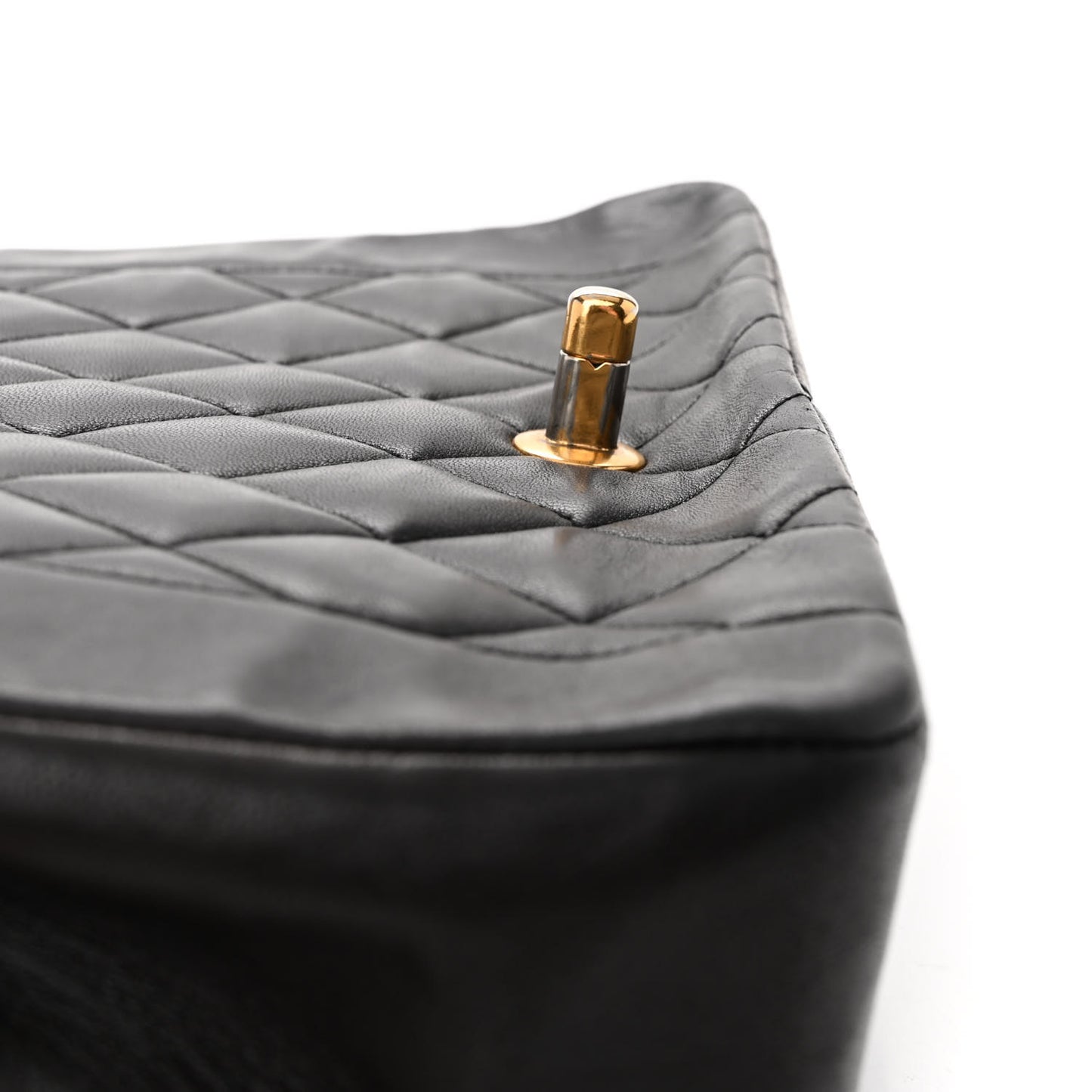 Lambskin Quilted Medium Single Flap Black