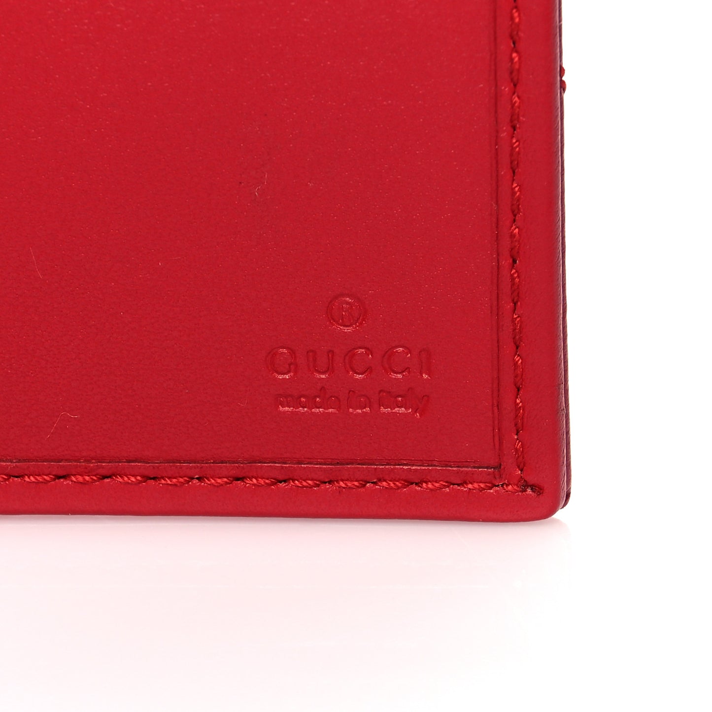 Calfskin Matelasse GG Marmont Passport Case Hibiscus Red