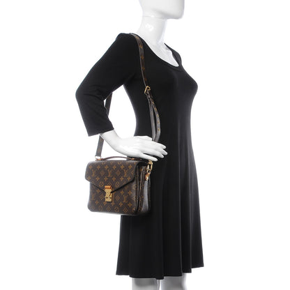 Louis Vuitton Monogram Pochette Metis 2 of 10