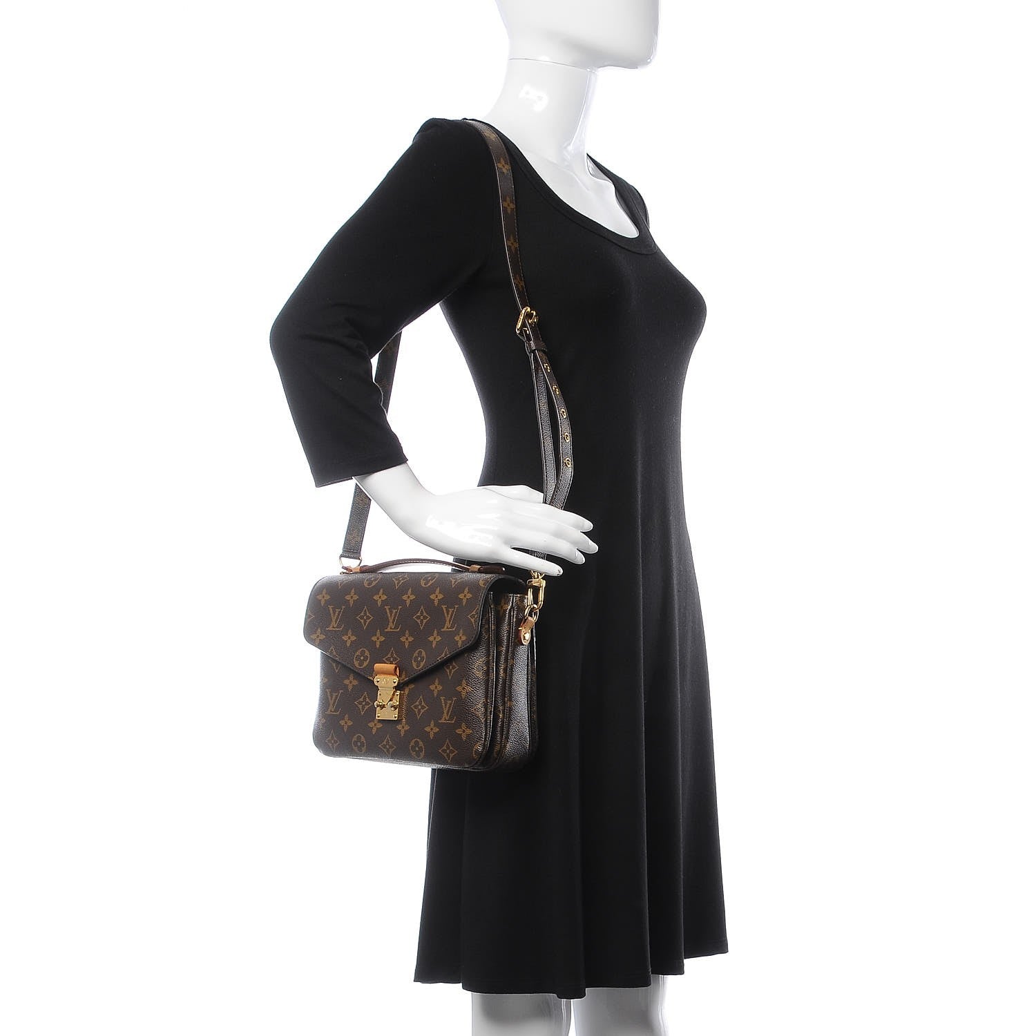 Louis Vuitton Monogram Pochette Metis 2 of 10