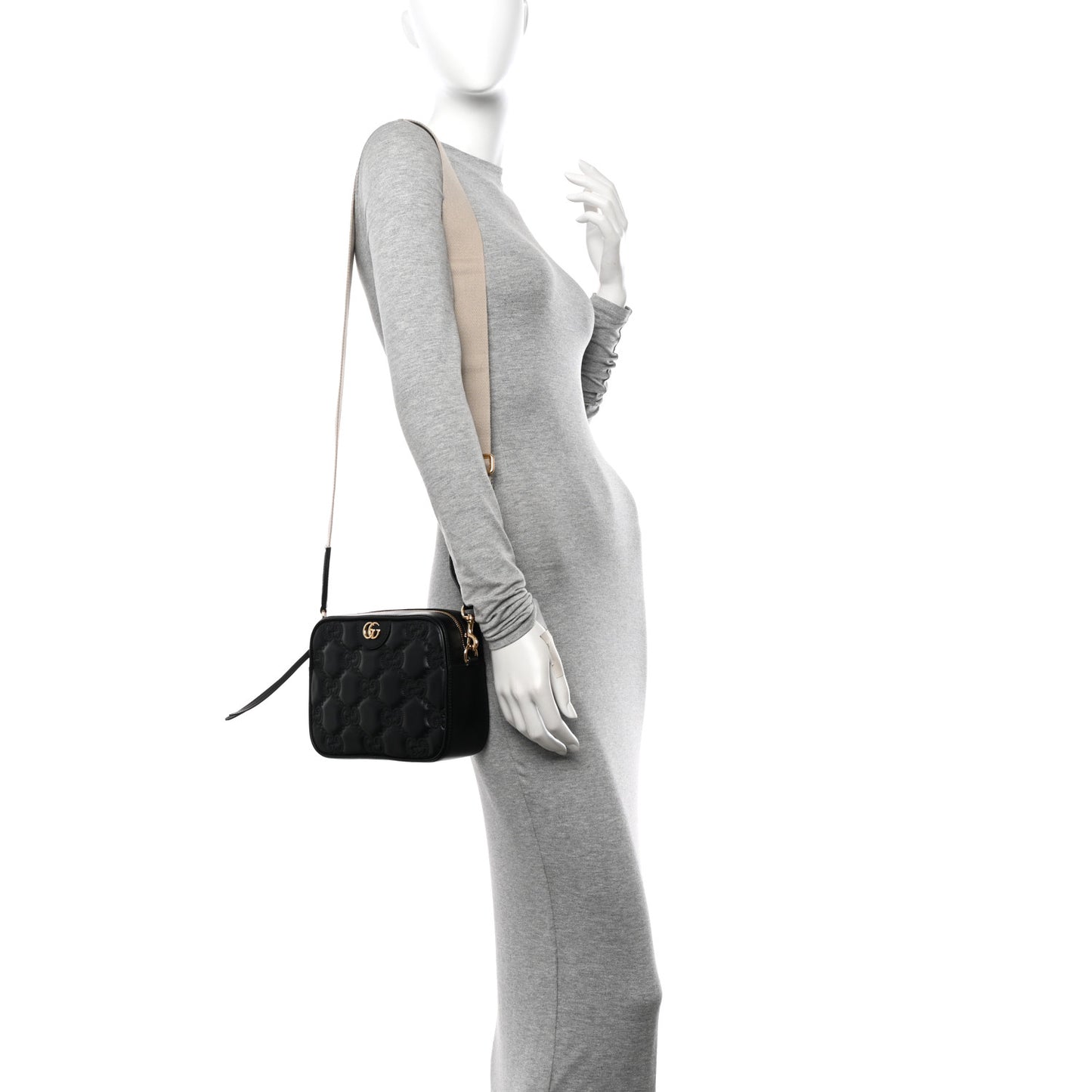 Calfskin GG Matelasse Shoulder Bag Black Natural
