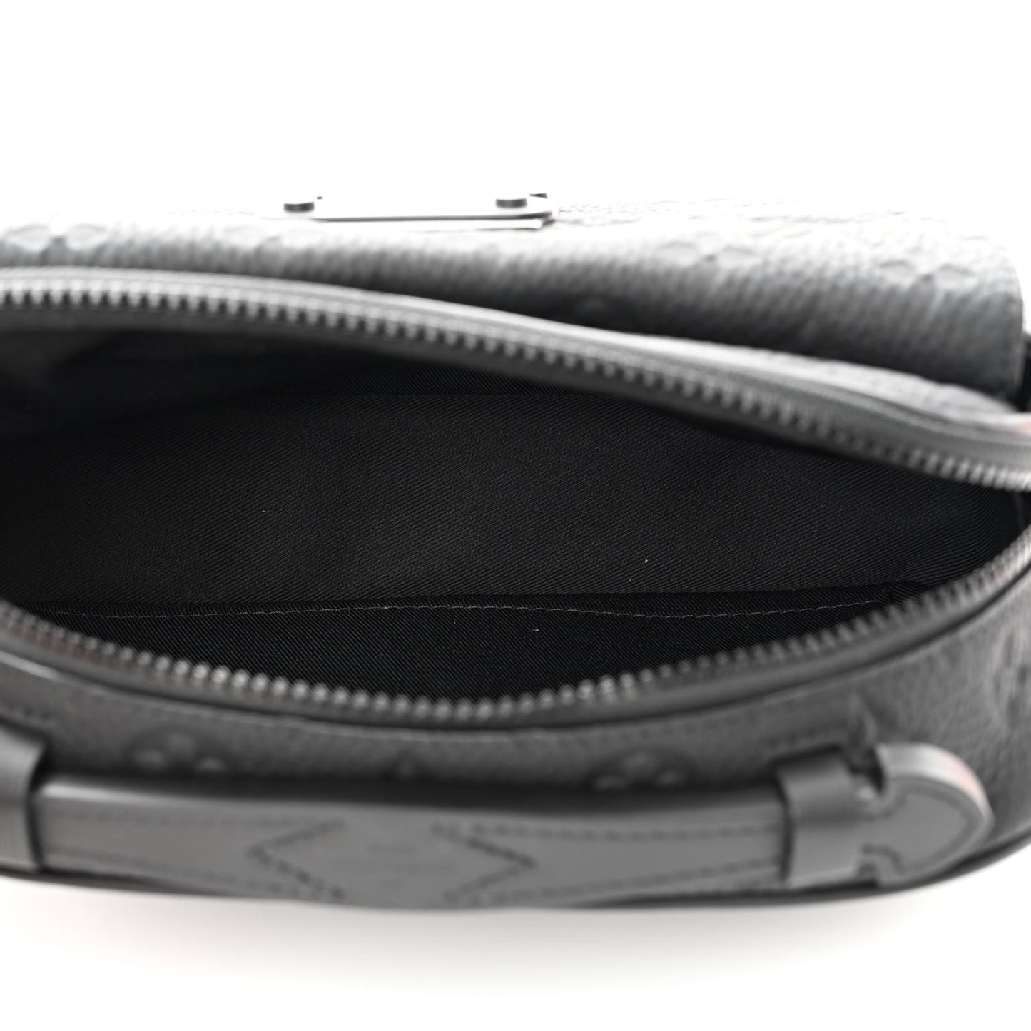 Taurillon Monogram S Lock Messenger Black