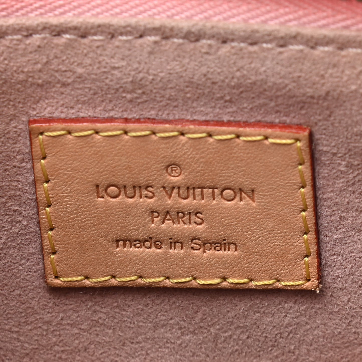 Monogram V Tote BB Rose Poudre