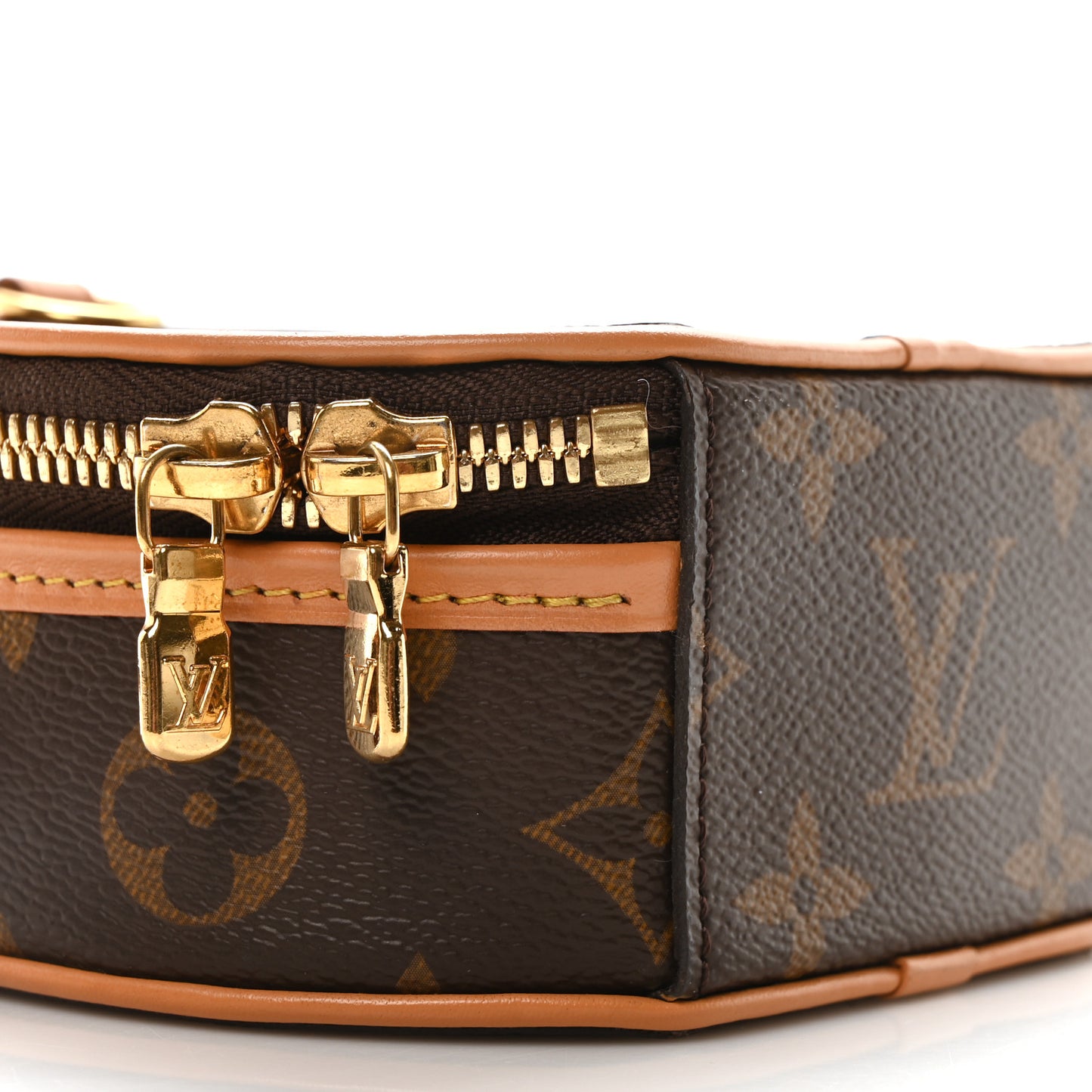 Monogram Mini Boite Chapeau