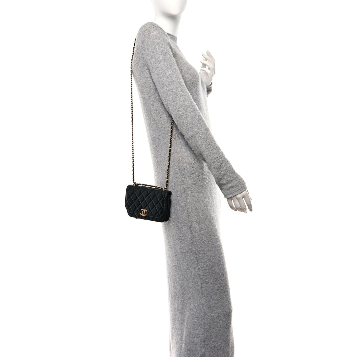 Shiny Lambskin Quilted Flap Phone Holder With Chain Black