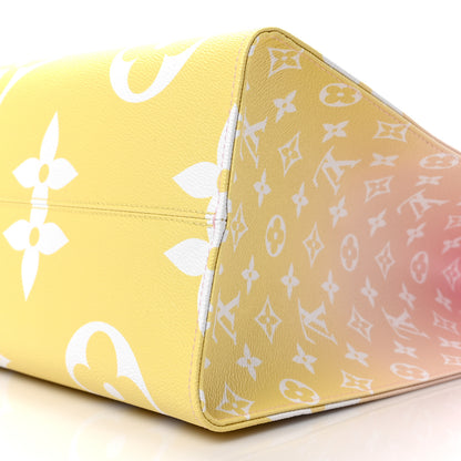 Louis Vuitton Monogram Giant By The Pool OnTheGo GM Light Pink 8 of 8