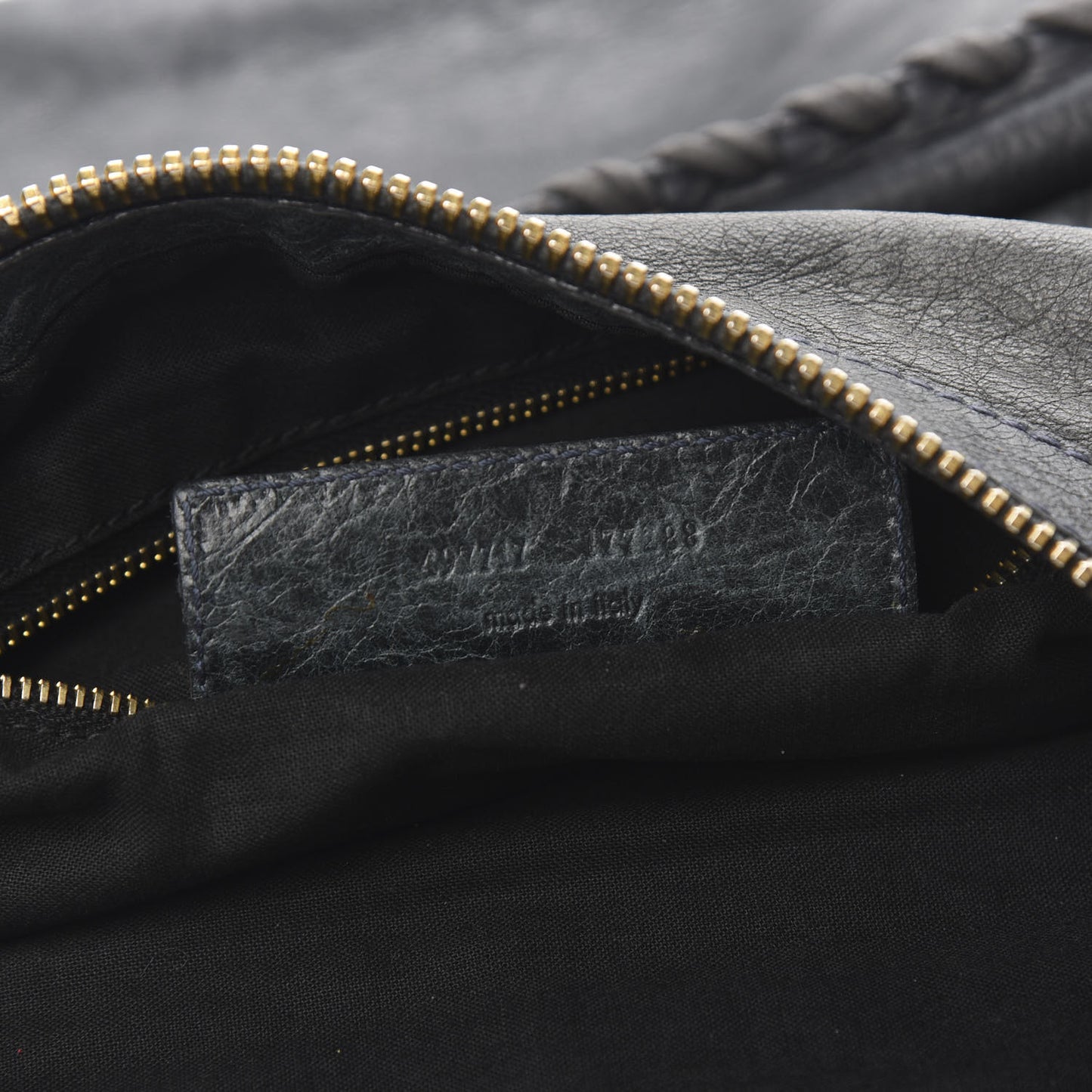 Chevre Giant 21 Gold Hardware Hobo Anthracite