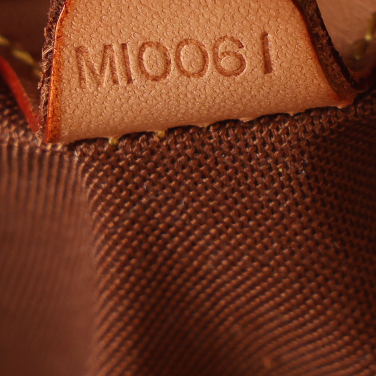 Monogram Ellipse PM