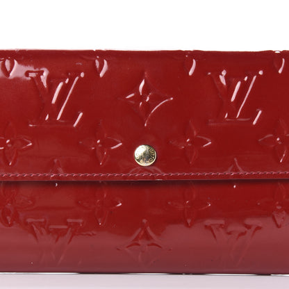 Louis Vuitton Vernis Sarah Wallet Pomme D'Amour 9 of 10