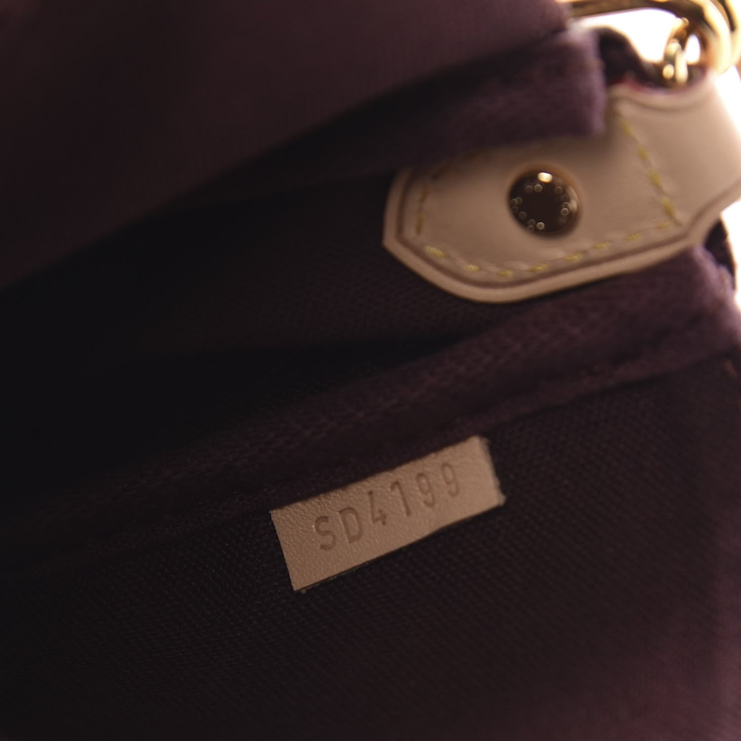 Louis Vuitton Monogram Favorite MM 10 of 11