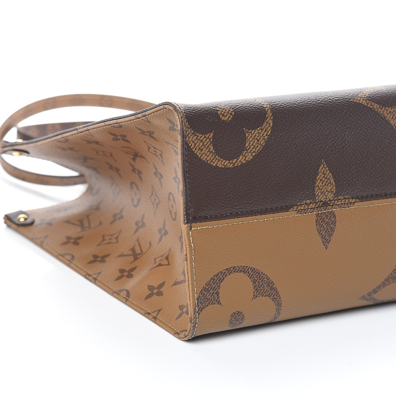 Louis Vuitton Reverse Monogram Giant Onthego MM 9 of 10