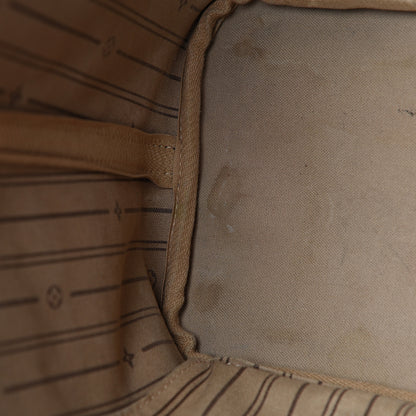 Louis Vuitton Monogram Neverfull MM 14 of 23