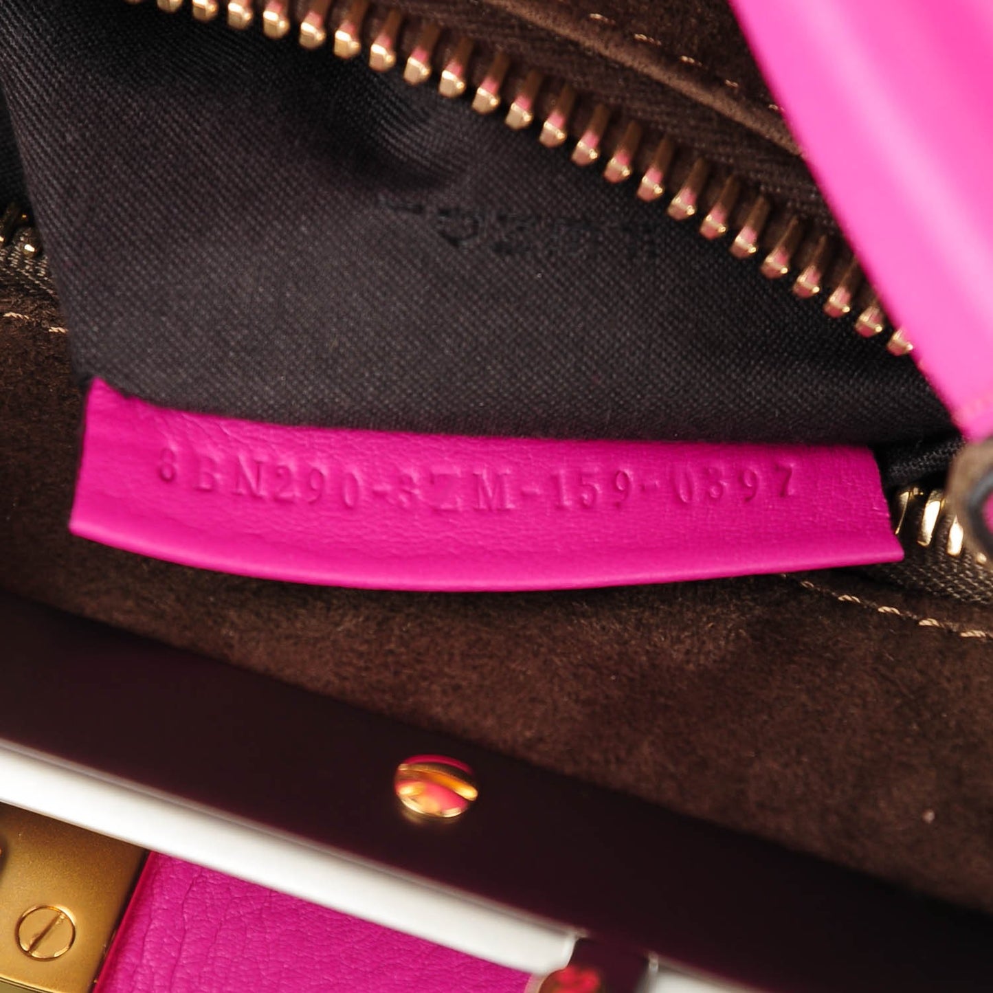 Vitello Seta Medium Peekaboo Iconic Satchel Magenta