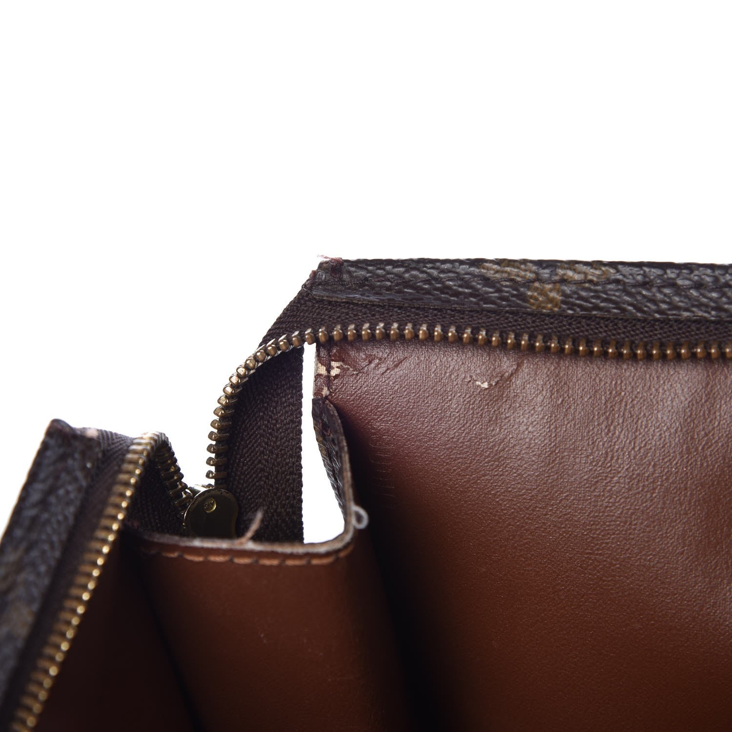 Louis Vuitton Monogram Toiletry Pouch 26 7 of 10