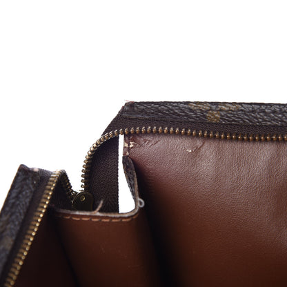 Louis Vuitton Monogram Toiletry Pouch 26 7 of 10