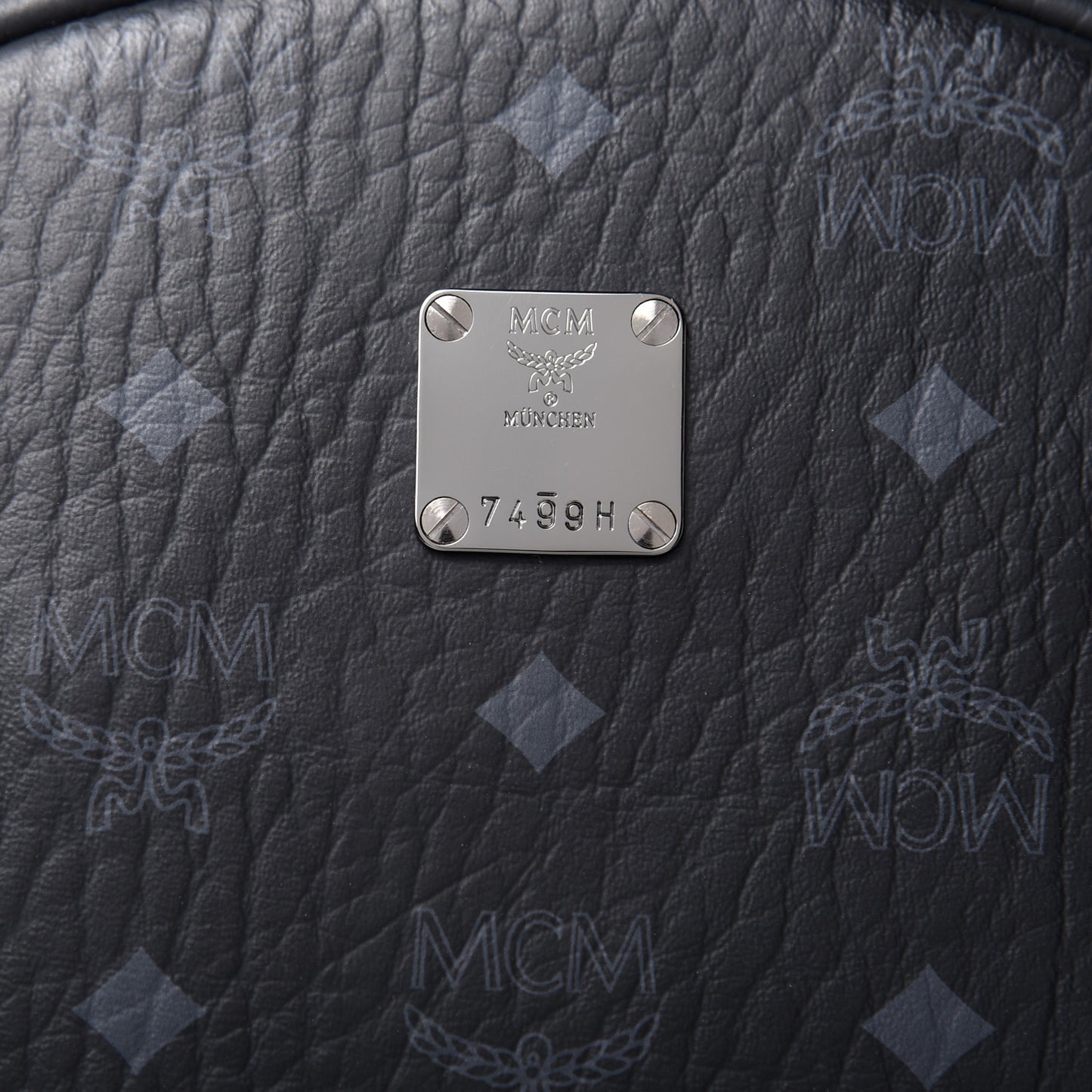 Visetos Medium Side Studs Stark Backpack Black