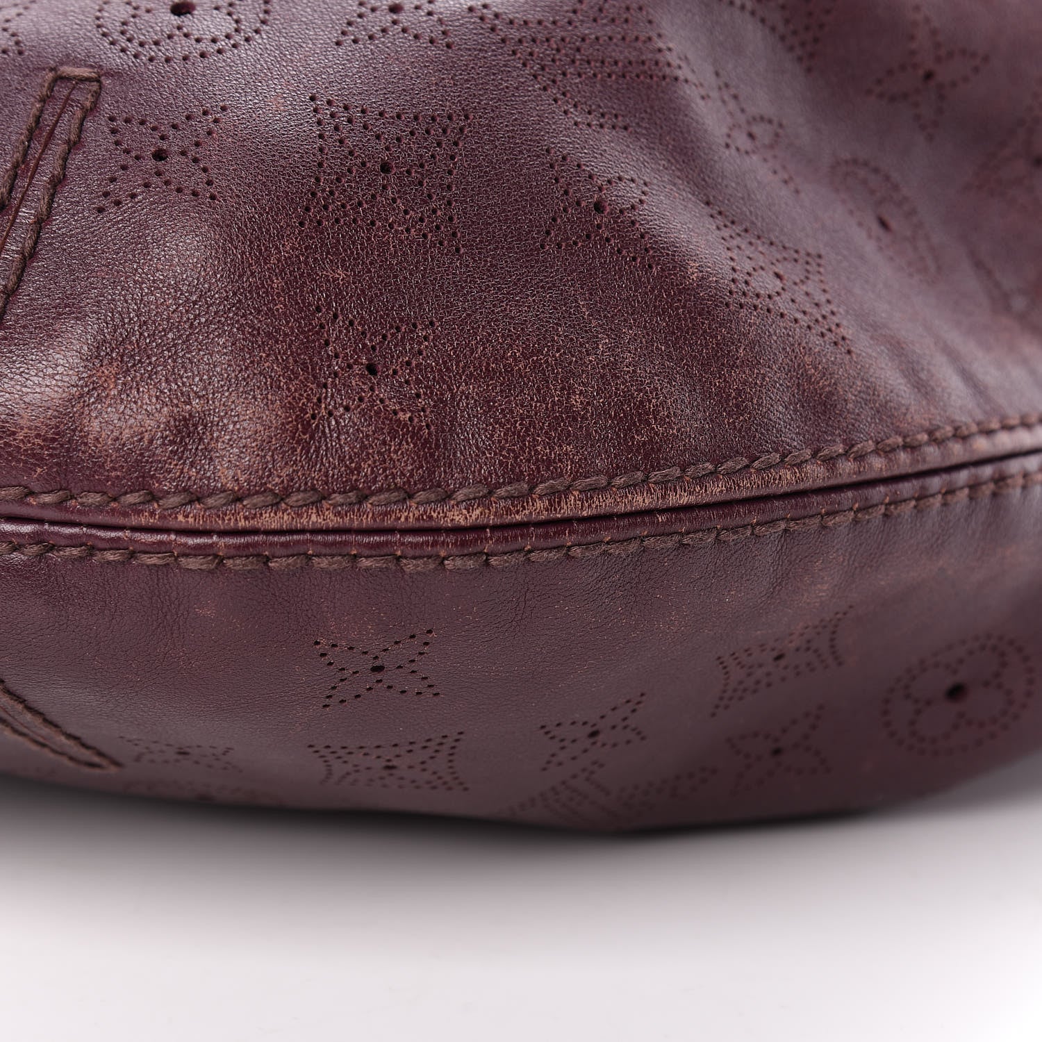 Louis Vuitton Mahina Onatah GM Aubergine 10 of 18