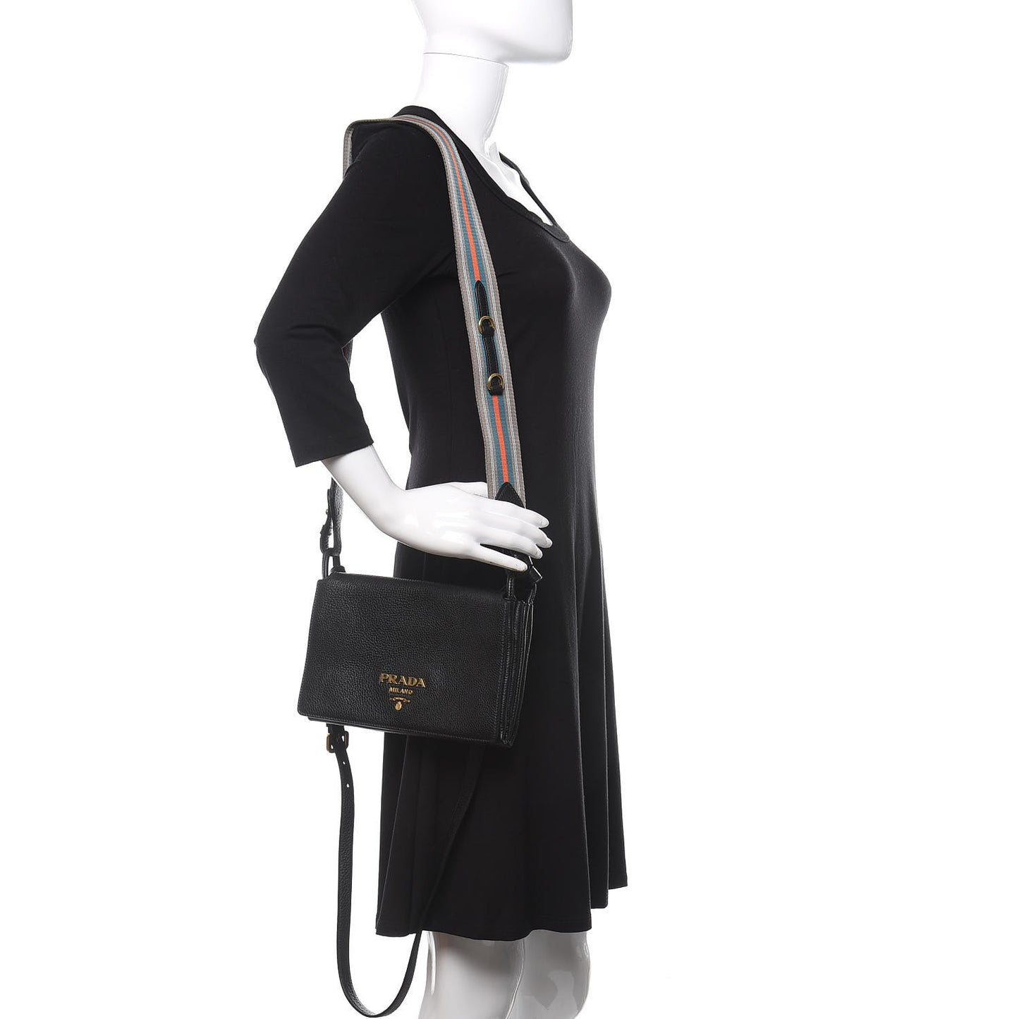 Vitello Daino Flap Crossbody Black