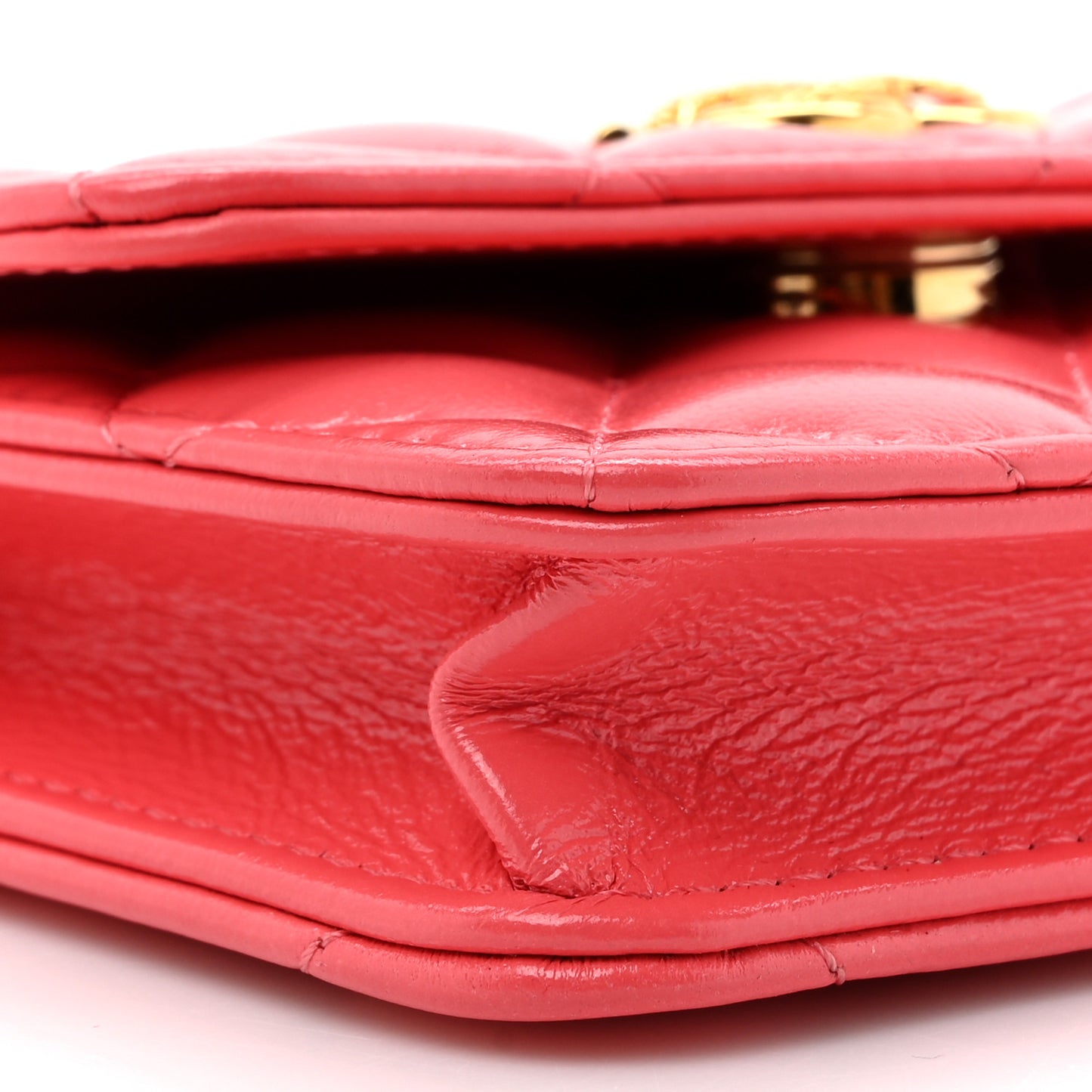 Shiny Lambskin Quilted Card Holder On Chain Pink