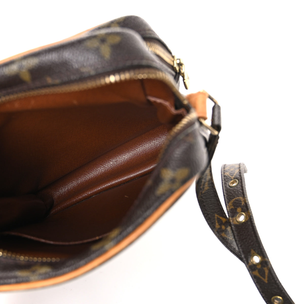 Monogram Amazone