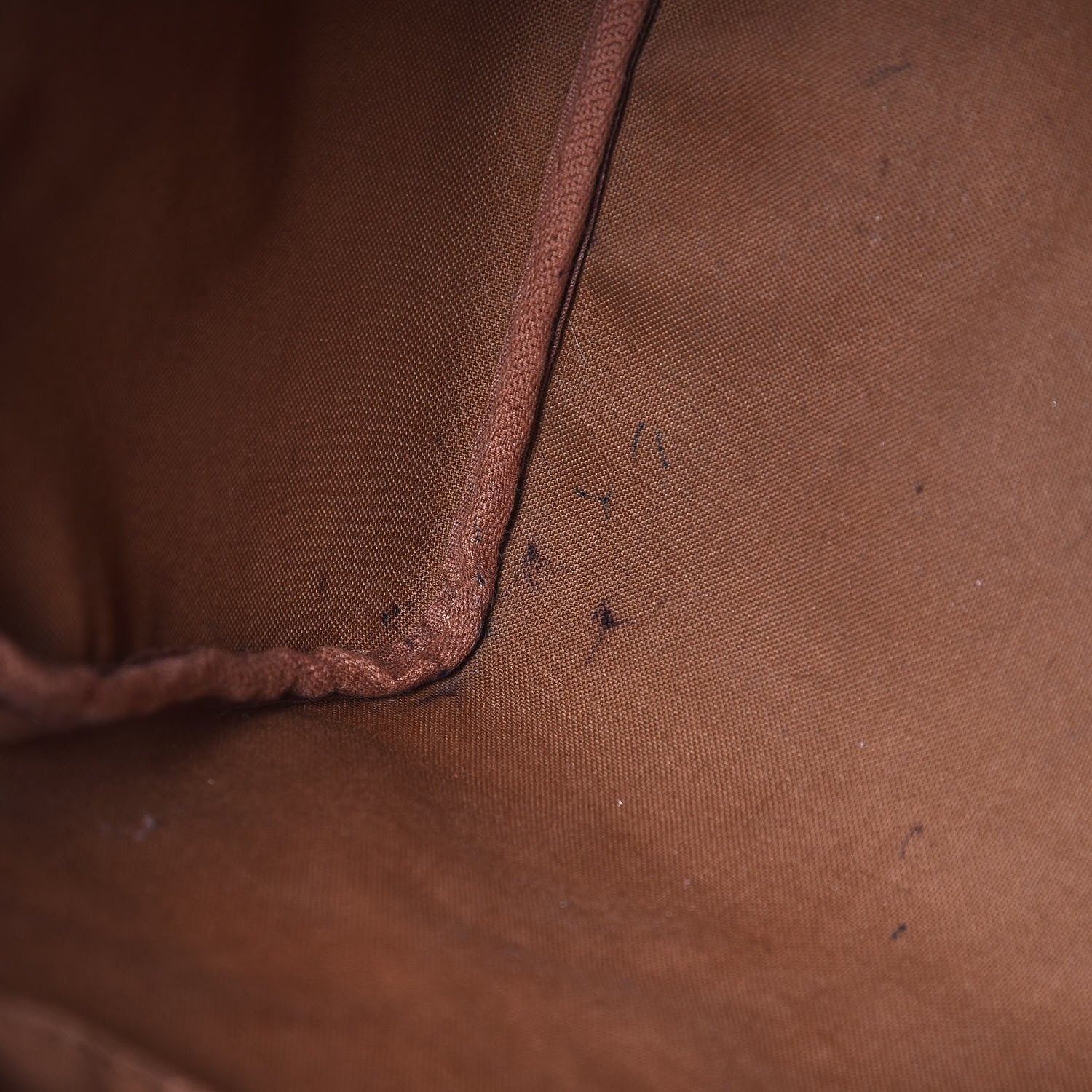 Louis Vuitton Monogram Speedy 35 10 of 10