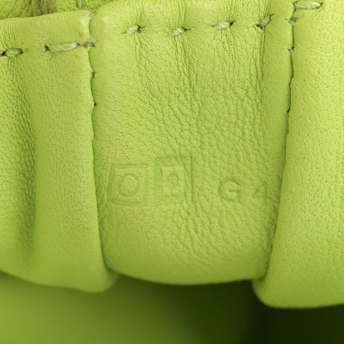 Lambskin Clou De Selle Pouch Kiwi