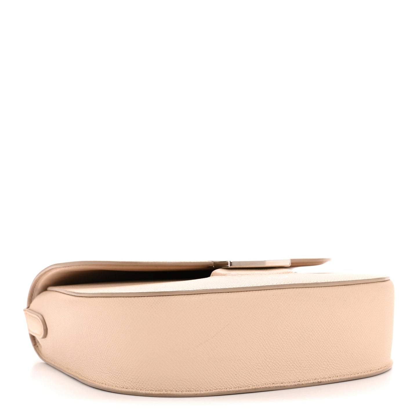 Grained Calfskin Medium Trotteur  Powder