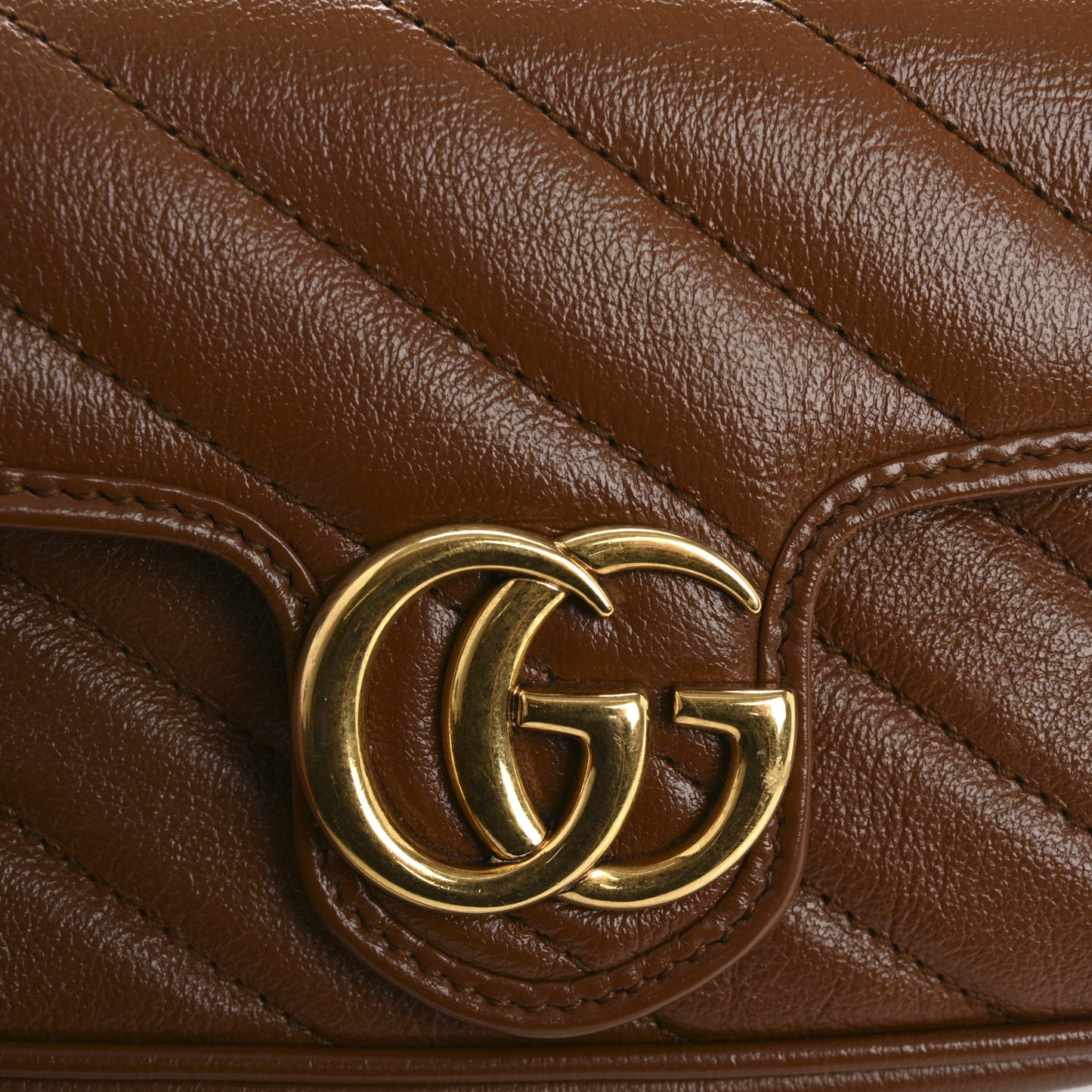 Azalea Calfskin Matelasse Diagonal Super Mini GG Marmont Shoulder Bag Cuir