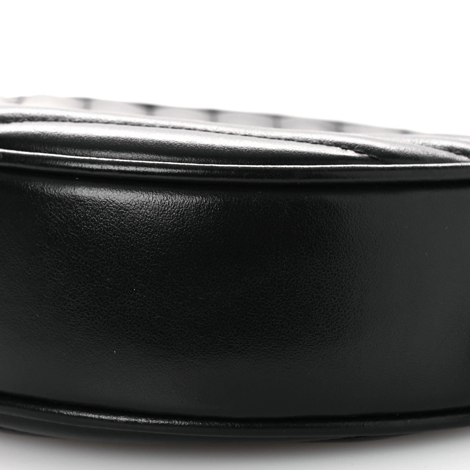 Saint Laurent Calfskin Matelasse Chevron Round Vinyle Camera Bag Black 10 of 13