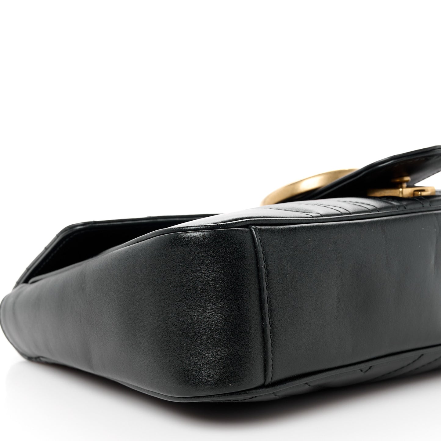 Calfskin Matelasse Medium GG Marmont Shoulder Bag Black