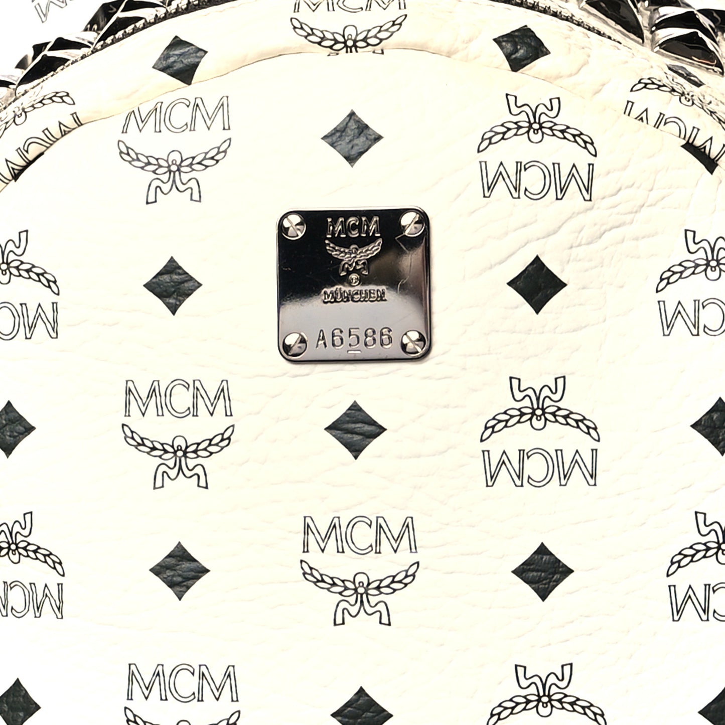 Visetos Crown Stud Medium Stark Backpack White