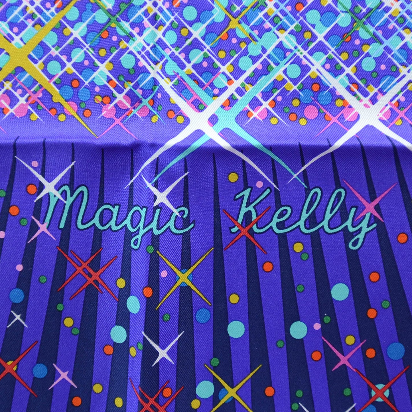 Silk Magic Kelly Scarf 90