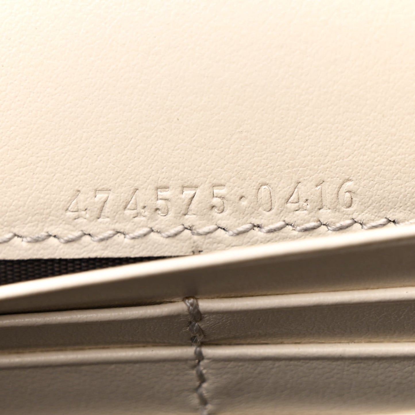 Calfskin Matelasse GG Marmont Chain Wallet Mystic White
