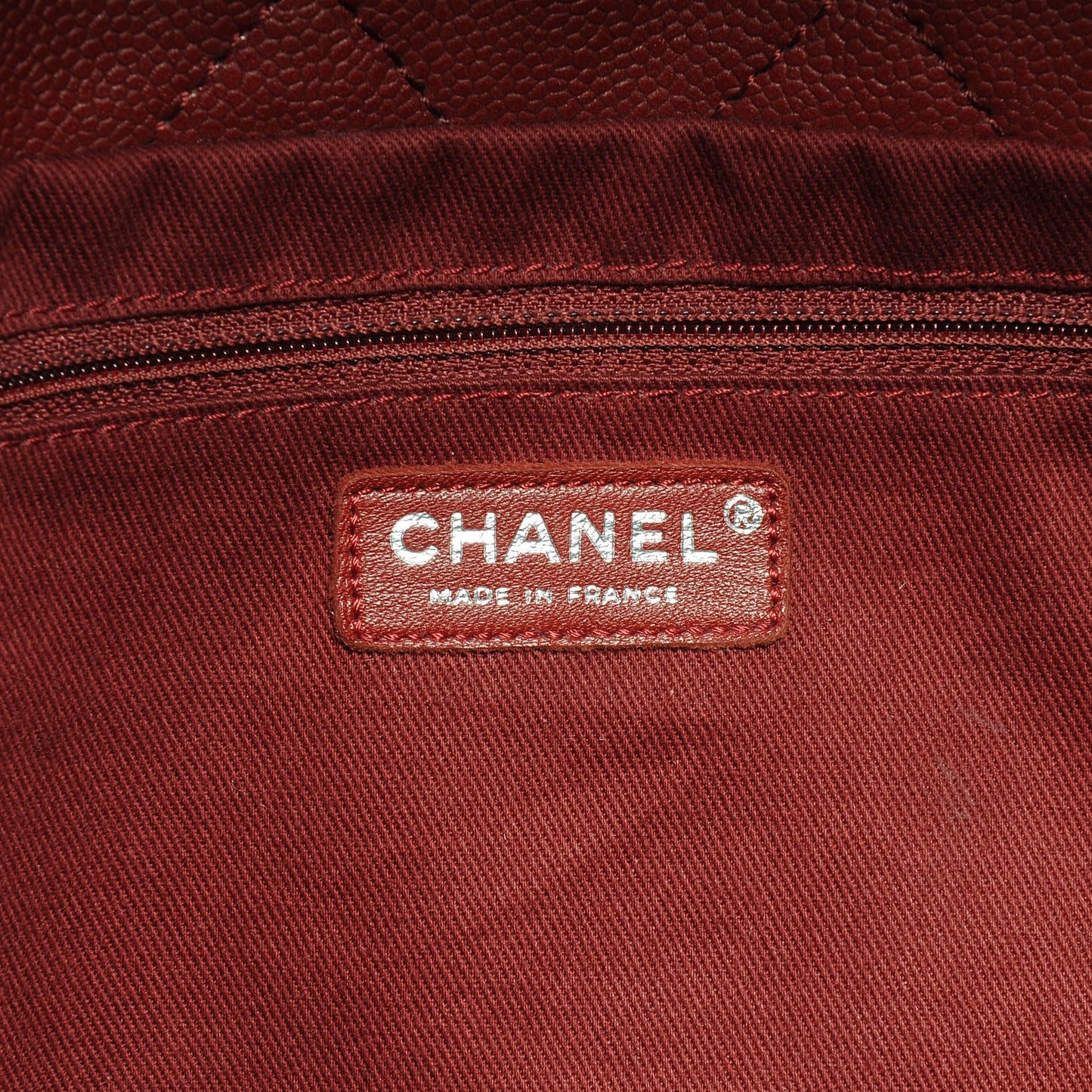 Caviar CC Timeless Soft Tote Red