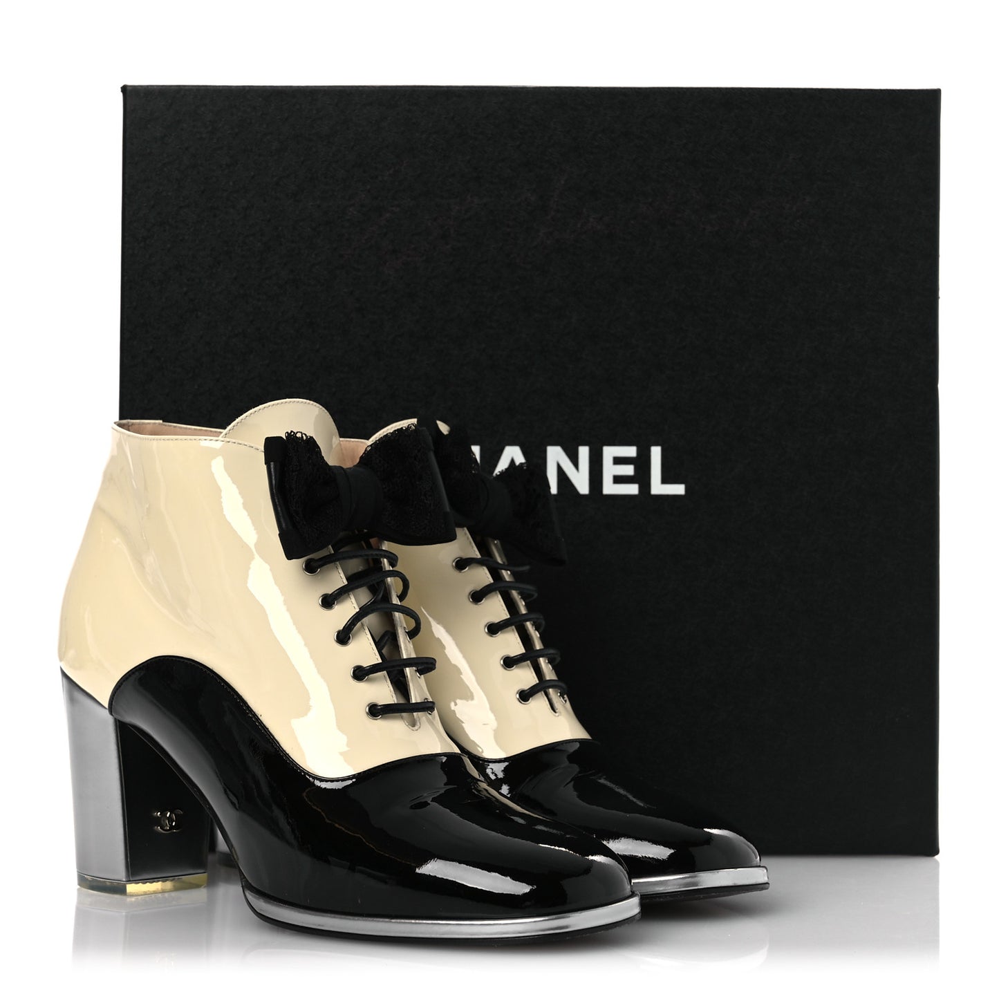 Patent Calfskin CC Bow Lace Up Oxford Pumps 41 Beige Black