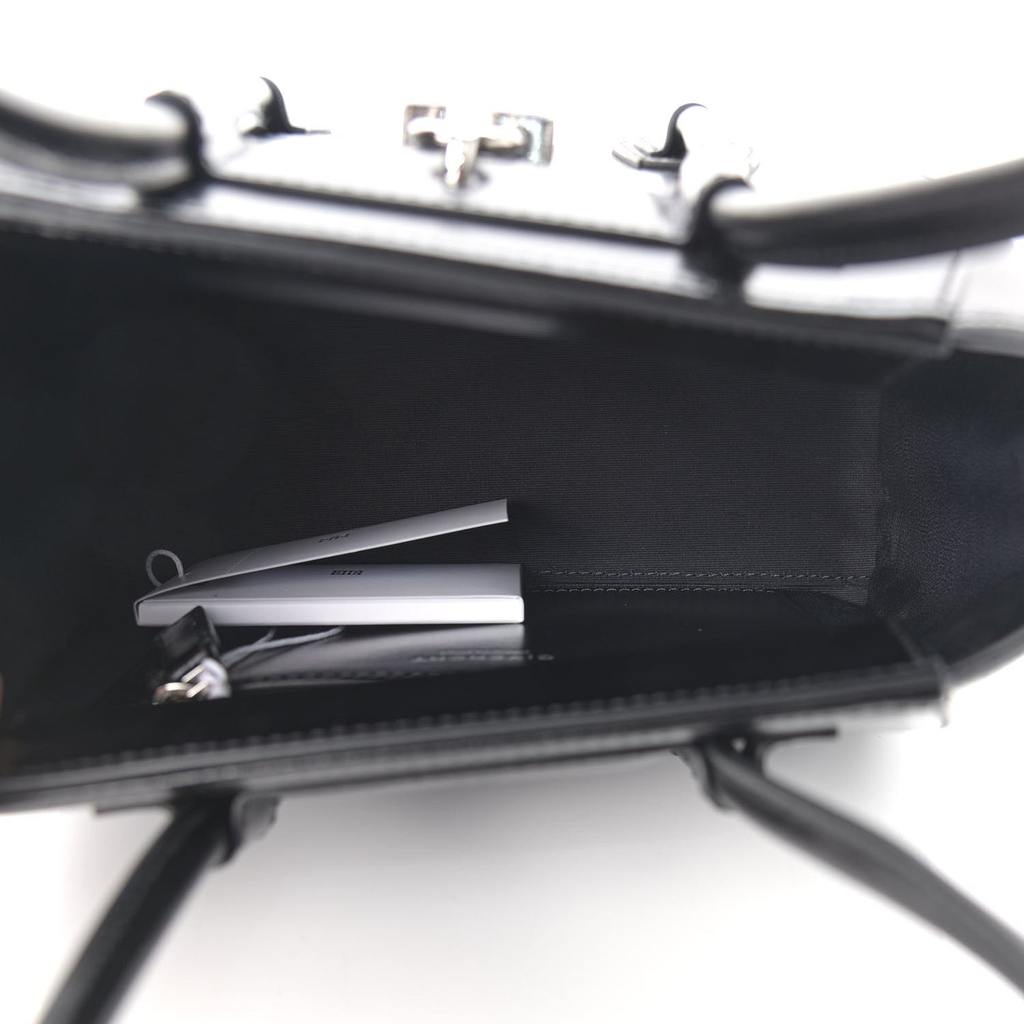 Box Calfskin Mini Lock Antigona Black