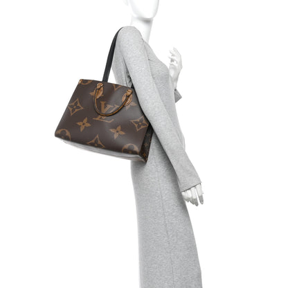 Louis Vuitton Reverse Monogram Giant Onthego MM 2 of 9