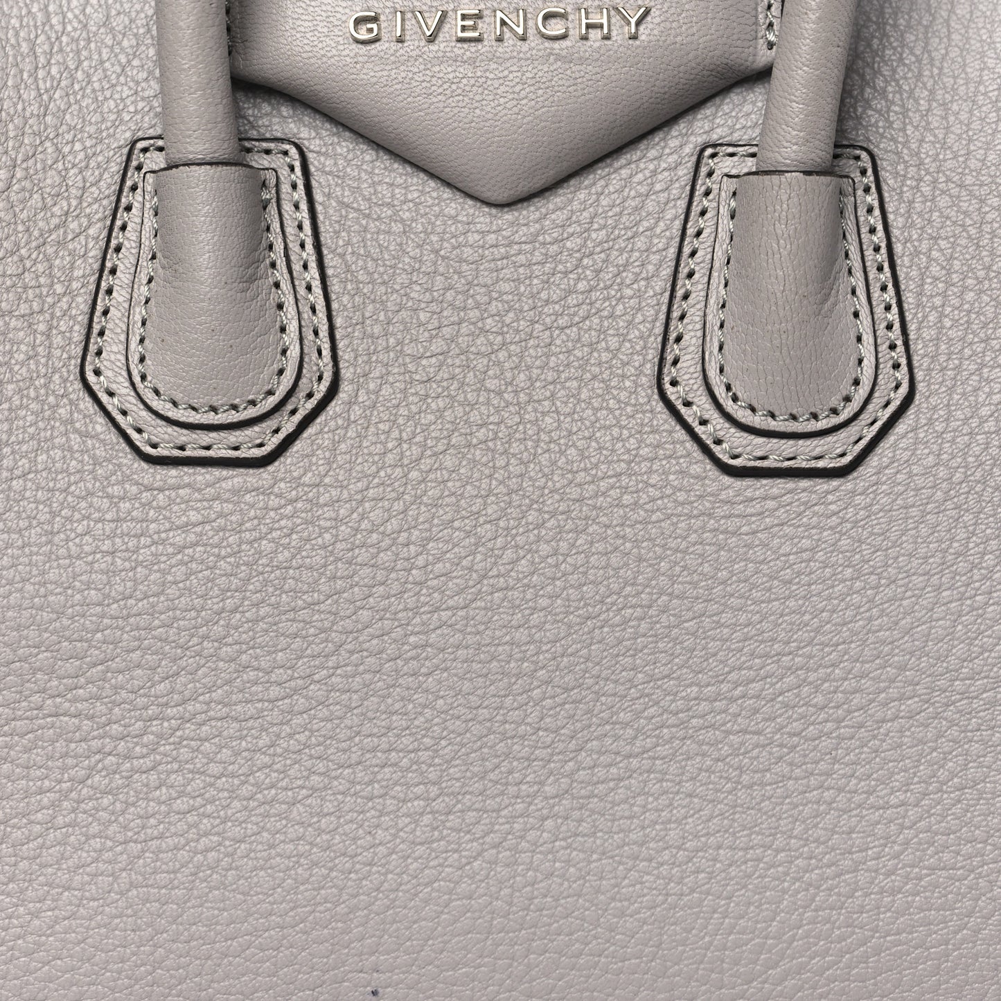 Sugar Goatskin Mini Antigona Pearl Grey