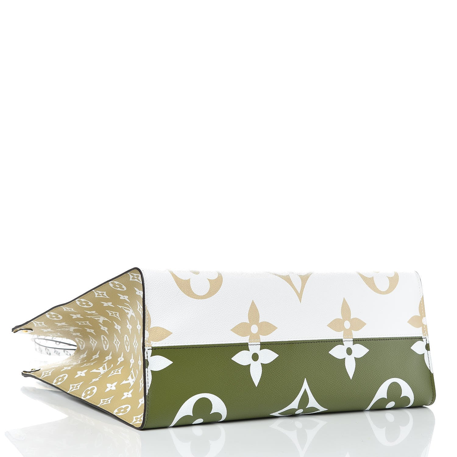 Louis Vuitton Monogram Giant Onthego GM Kaki Beige 4 of 11