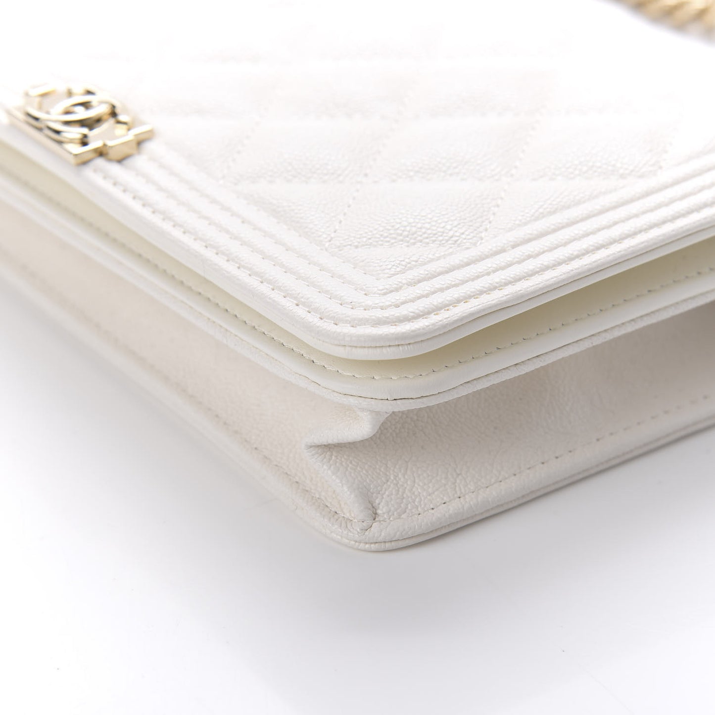 Caviar Quilted Boy Wallet On Chain WOC White