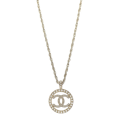 Chanel Pearl CC Round Pendant Necklace Gold 1 of 6