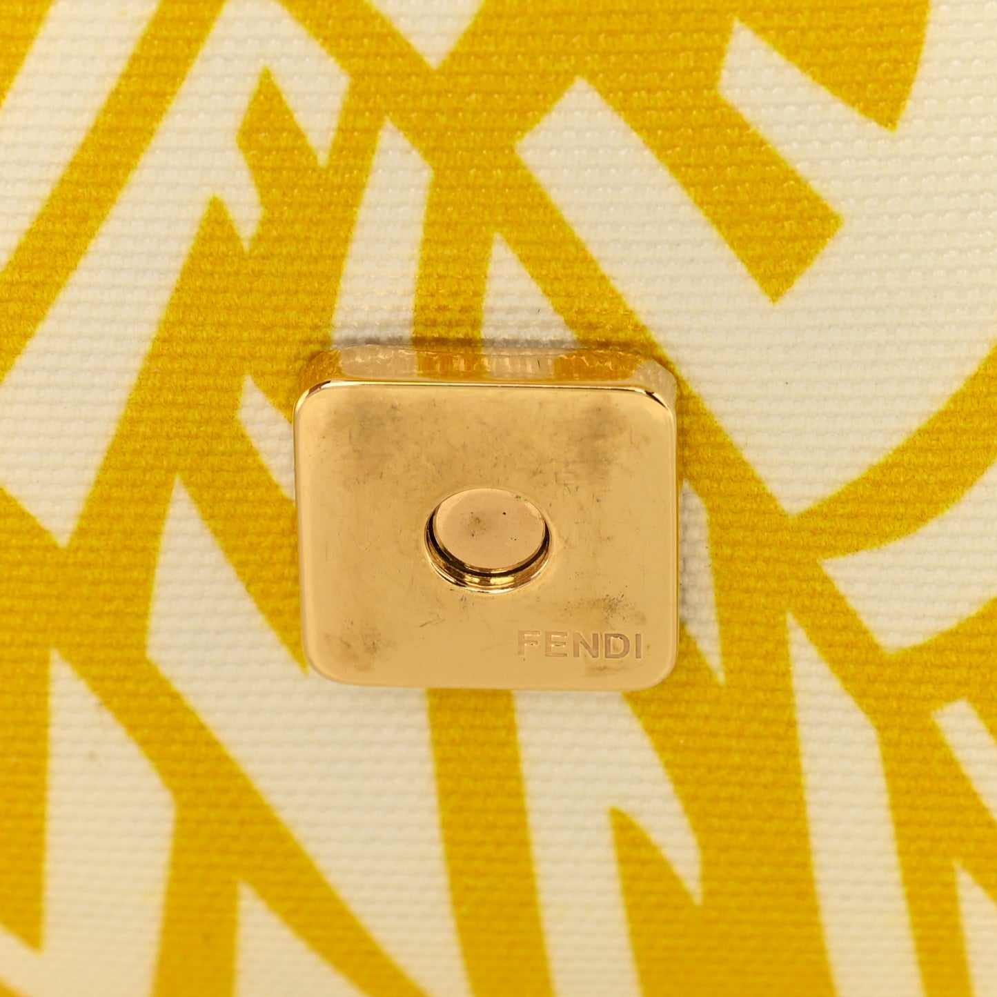 X SARAH COLEMAN Glazed Canvas Vitello King FF Vertigo Baguette 1997 Mimosa White