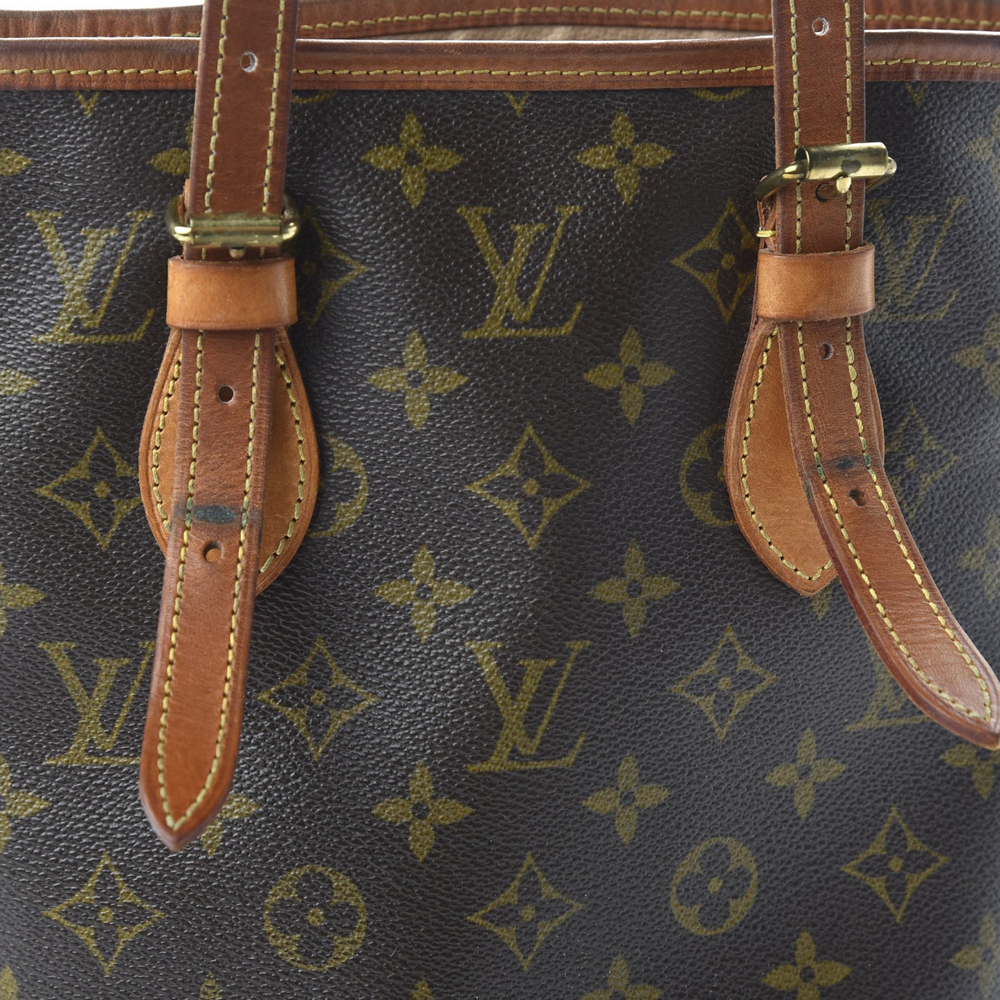 Monogram Petit Bucket 23