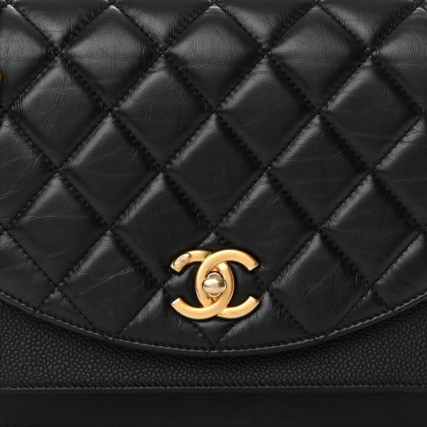 Calfskin Caviar Quilted Chain Handle Flap Black