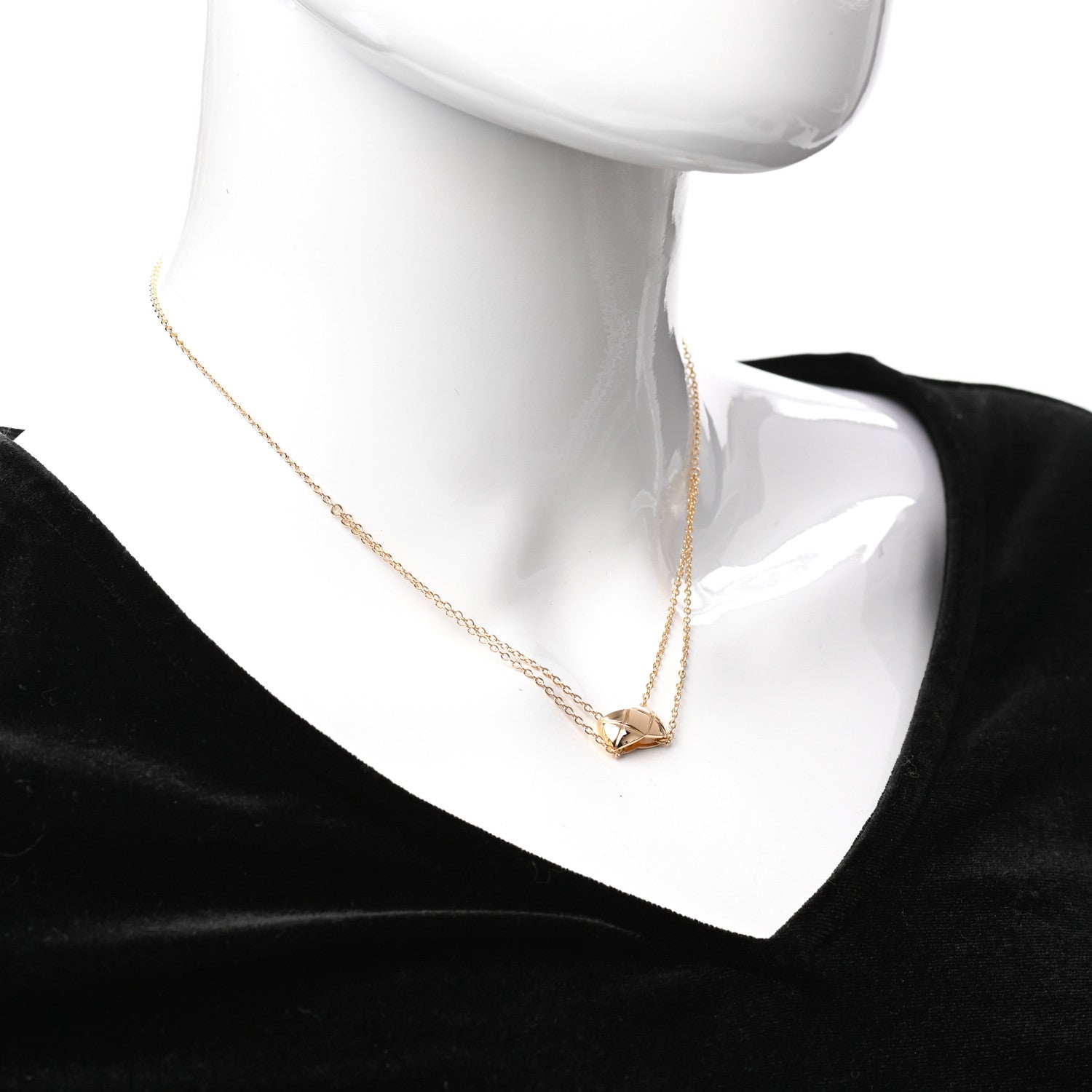 Chanel 18K Yellow Gold Coco Crush Pendant Necklace 2 of 5