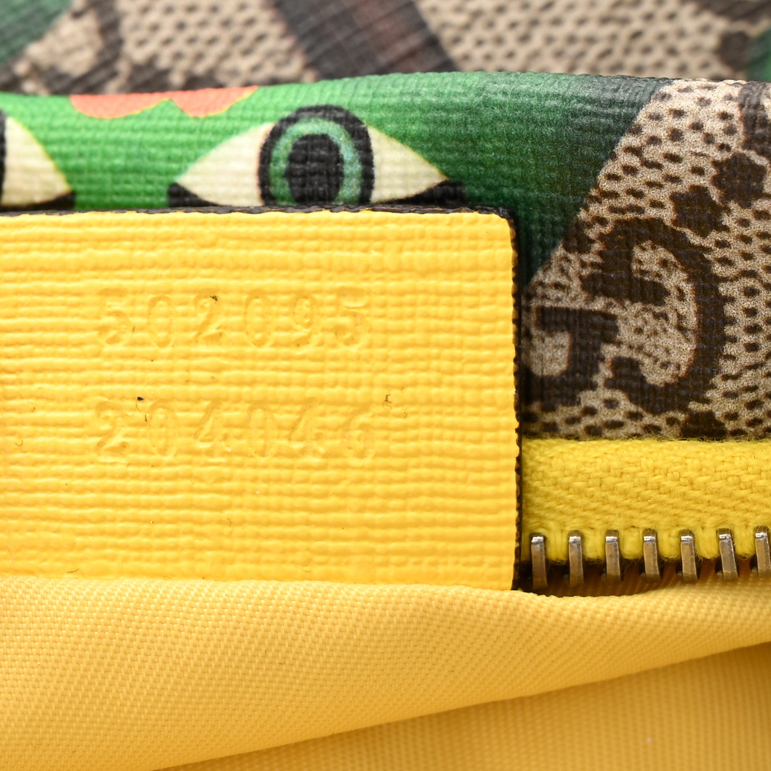 Gucci GG Supreme Monogram Smiling Plants Childrens Belt Bag Multicolor 7 of 11