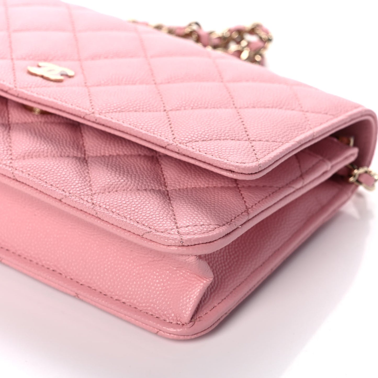 Caviar Quilted Wallet on Chain WOC Light Pink
